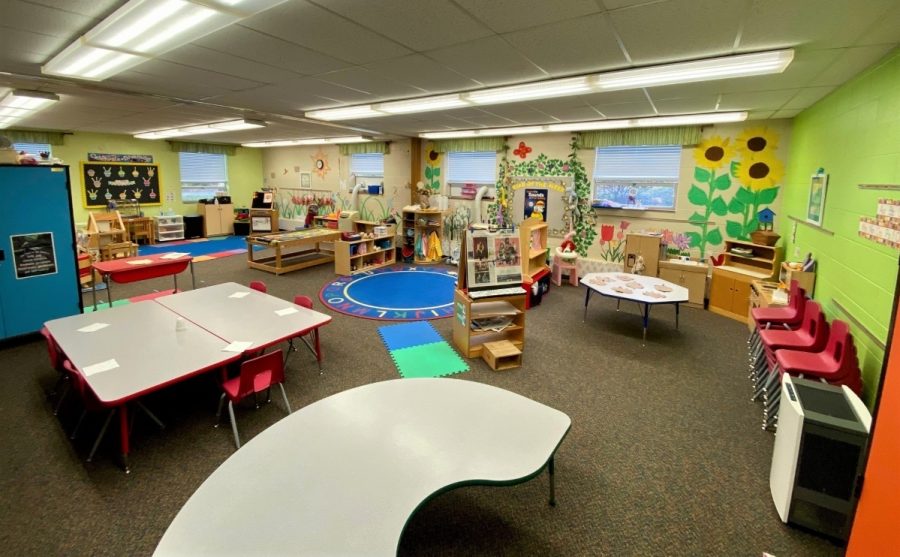 Classroom#2_1200x742